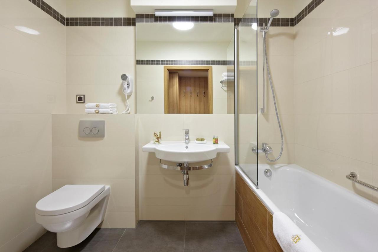 Mercure Wiazowna Brant 외부 사진