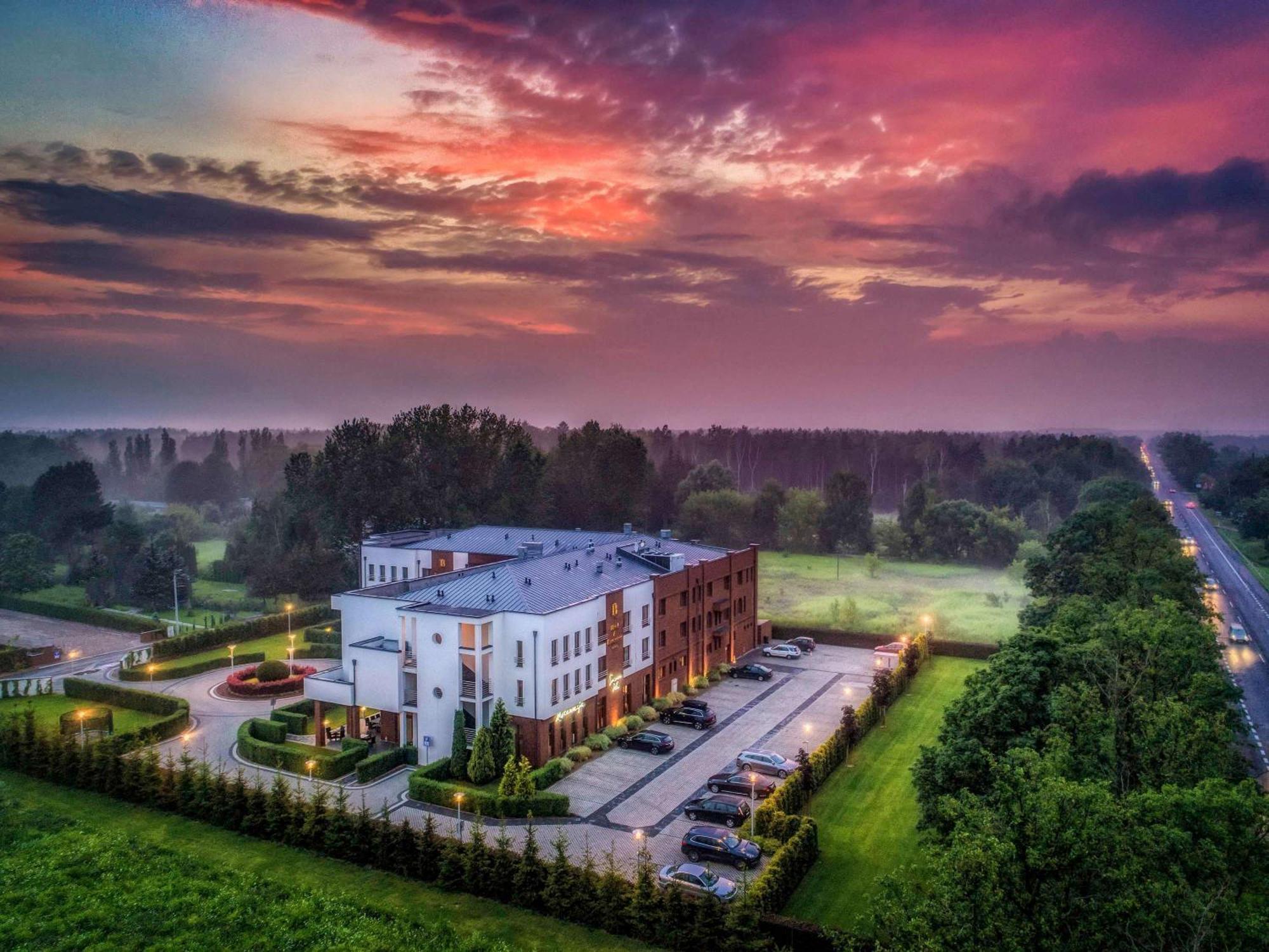 Mercure Wiazowna Brant 외부 사진
