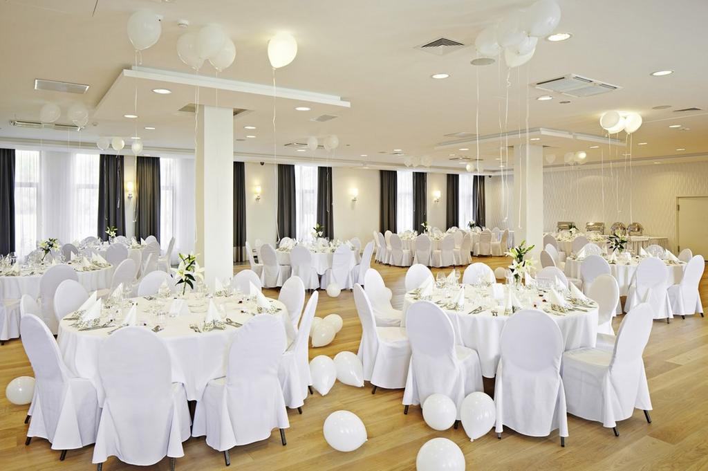 Mercure Wiazowna Brant 외부 사진