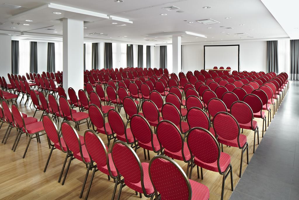 Mercure Wiazowna Brant 외부 사진